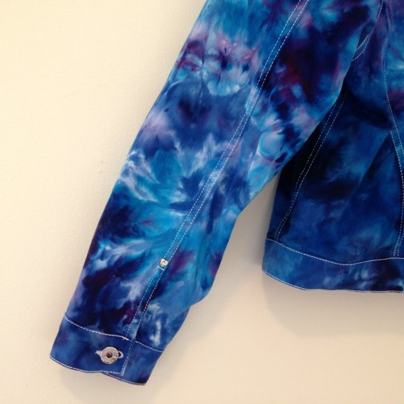Tie Dye Jean Jacket ice dyed denim blues Handmade - Picture 7 of 16